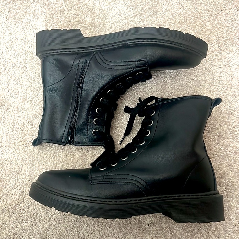 Steve Madden Cole Combat Boots - Picture 3 of 5